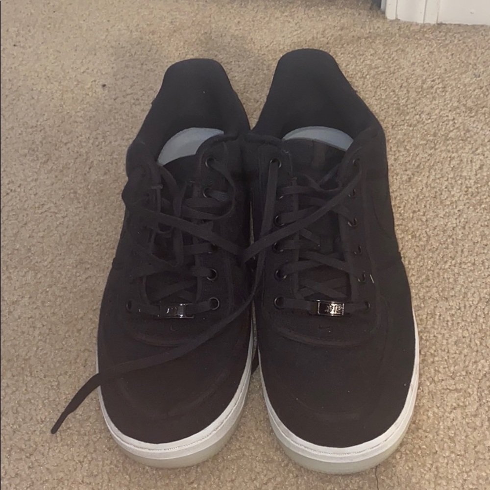 All black Air Force 1s w white platform